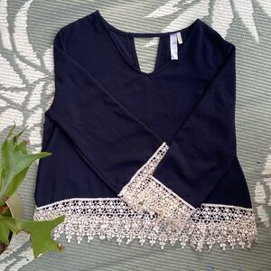 alya Flowy Blouse Lace Trim